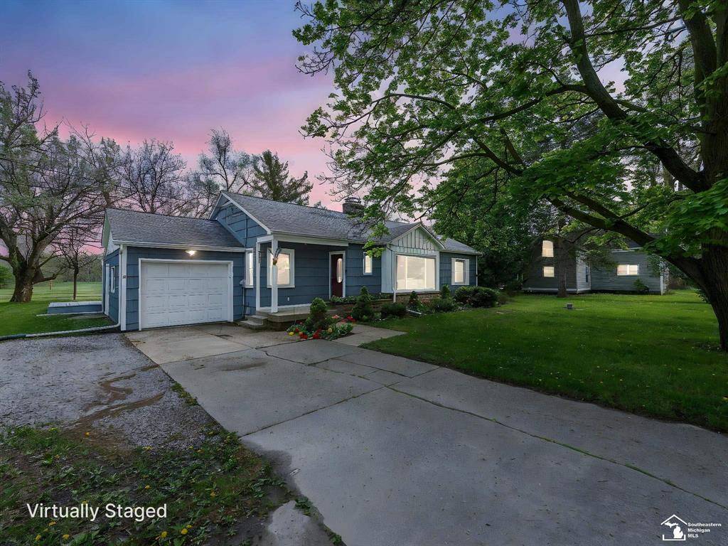 Whiteford Twp, MI 49267,8420 Memorial Highway