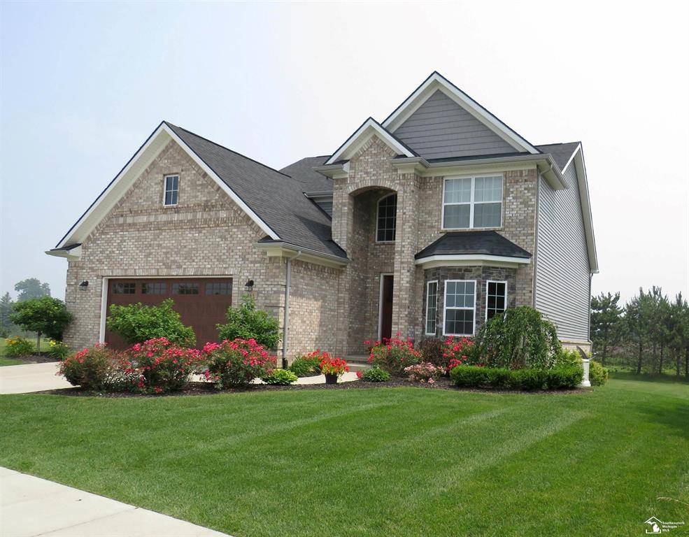 Dundee Vlg, MI 48131,465 Corinth Circle