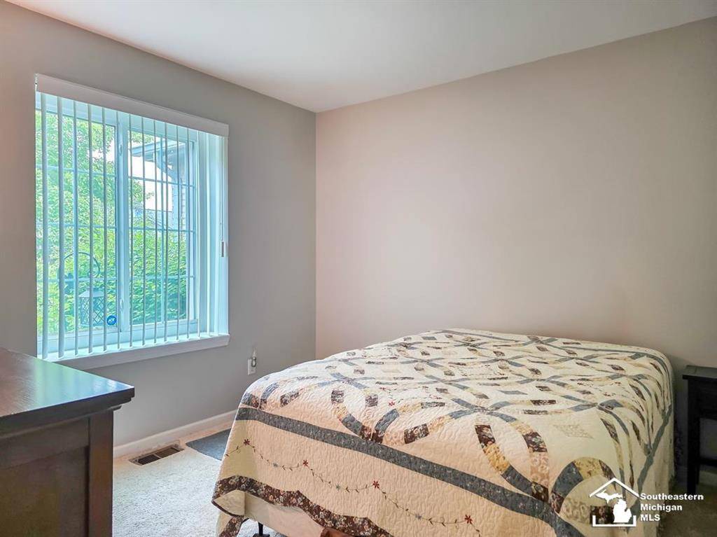 Brownstown Twp, MI 48192,17795 Bobwhite Court
