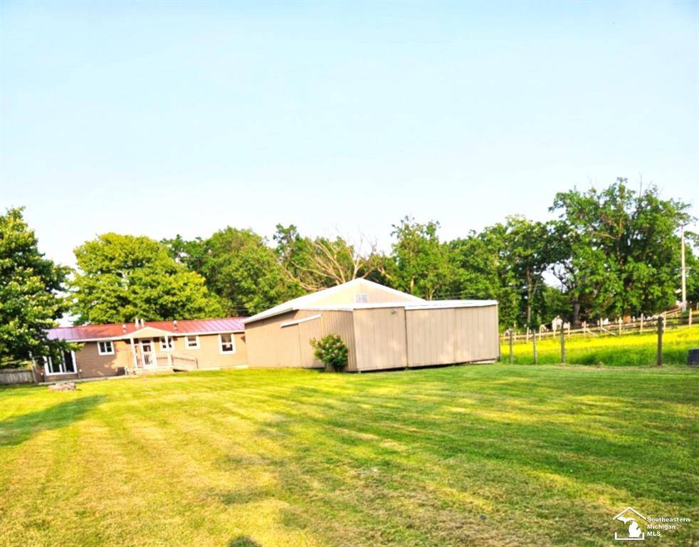 Exeter Twp, MI 48117,9361 Exeter Road