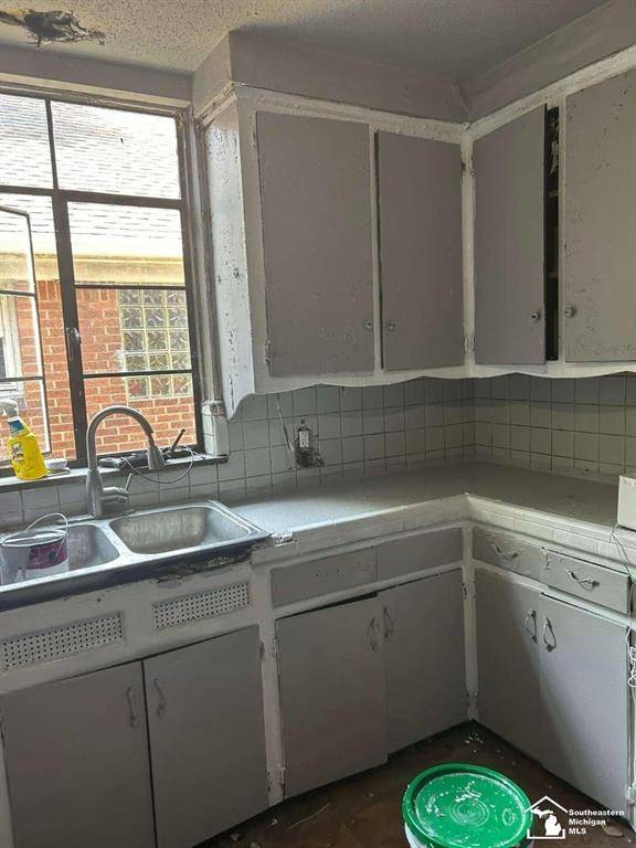 Detroit, MI 48205,15016 Troester Street