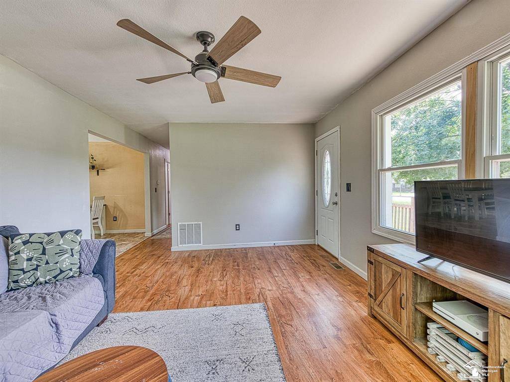 La Salle Twp, MI 48133,2996 Clayton Street