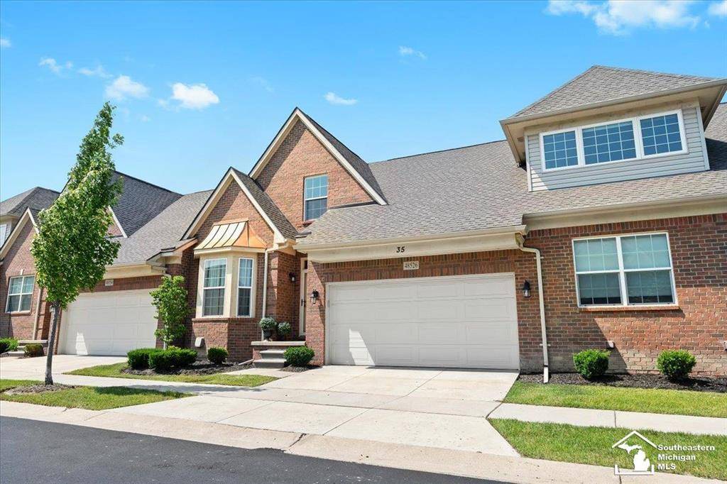 Canton Twp, MI 48188,48526 Eastbridge Drive