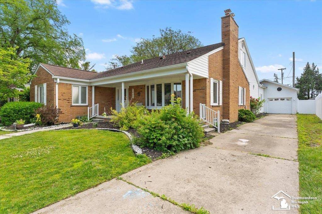 Wyandotte, MI 48192,1617 Davis Street