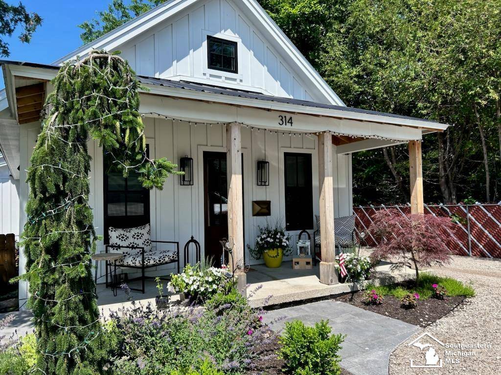 Boyne City, MI 49712,314 W Division Street