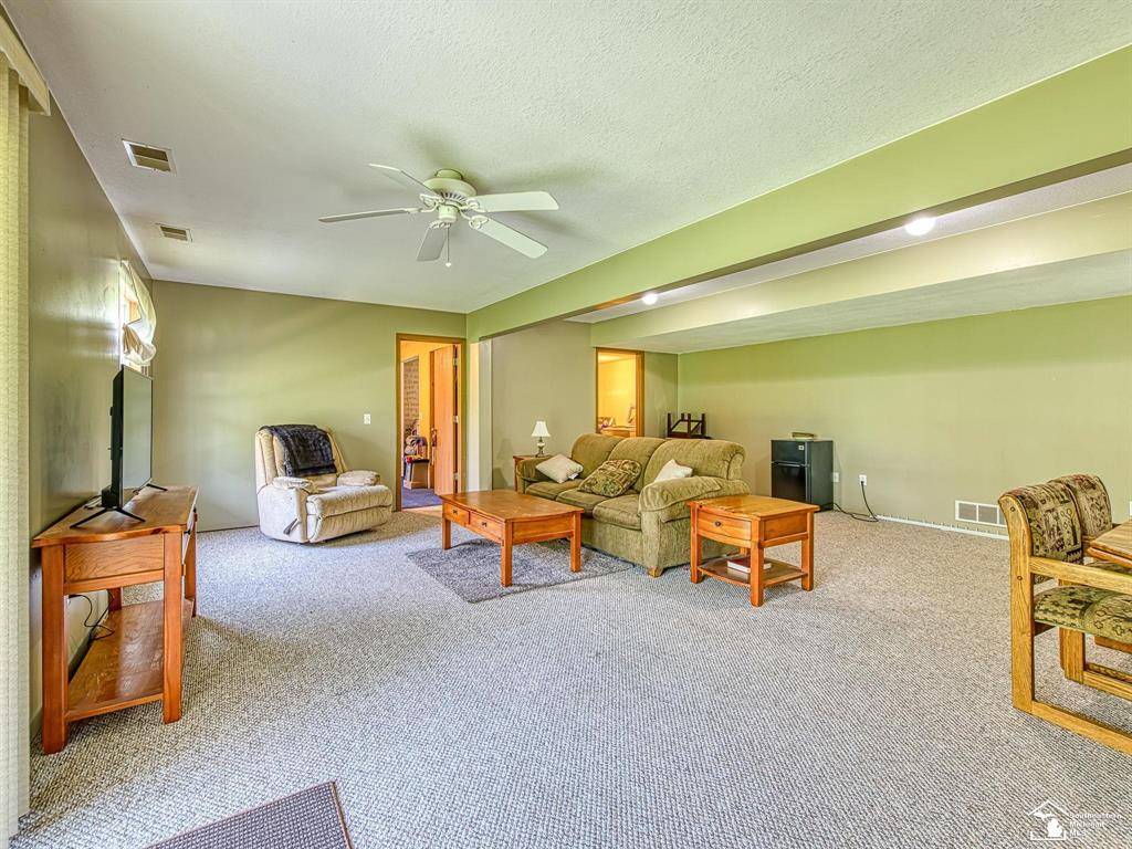 Dundee Vlg, MI 48131,190 Sidney Street