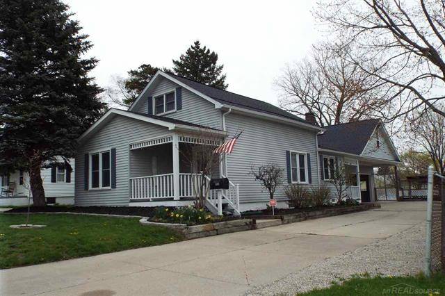 Saint Clair, MI 48079,813 S 10th