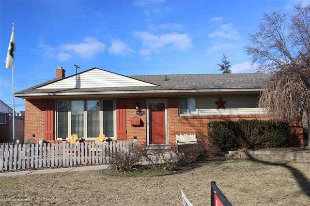 Sterling Heights, MI 48314,11353 Saar Dr