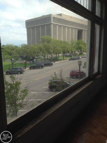 Mt. Clemens, MI 48043,81 N MAIN