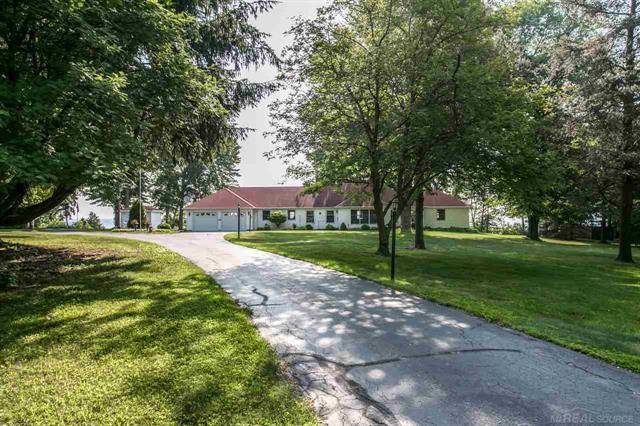 Applegate, MI 48401,2725 S Lakeshore