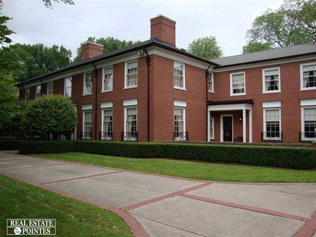 Grosse Pointe Farms, MI 48236,86 Lothrop