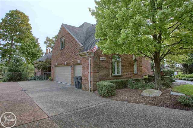 Washington Twp, MI 48095,63020 Indian Hills Drive Unit #9