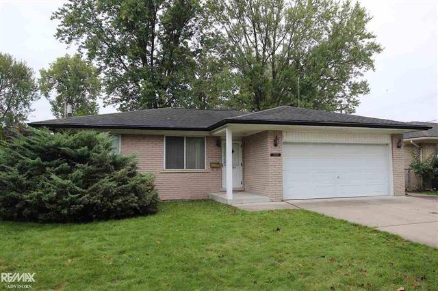 St. Clair Shores, MI 48082,22334 Grossedale