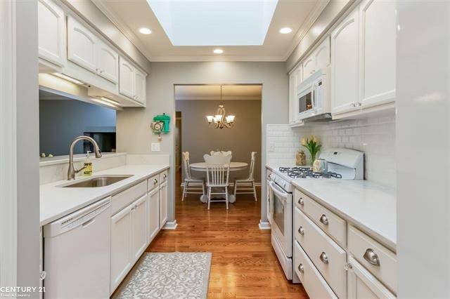 Shelby Twp, MI 48315,49345 Winchester Ct