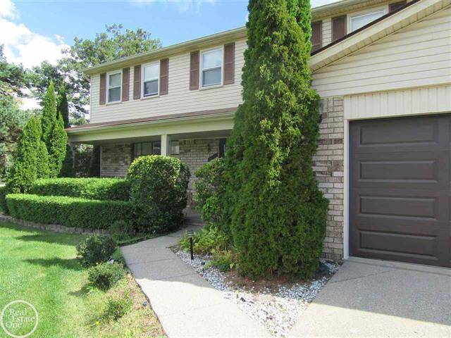 Rochester Hills, MI 48309,494 Rolling Green