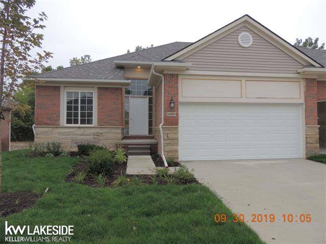 Shelby Twp, MI 48315,15012 Village Park Circle Unit 68