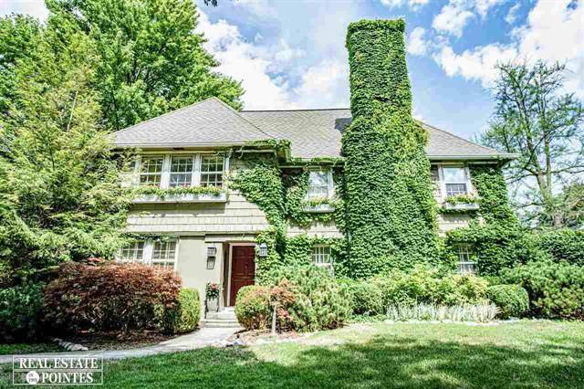 Grosse Pointe, MI 48230,410 LAKELAND