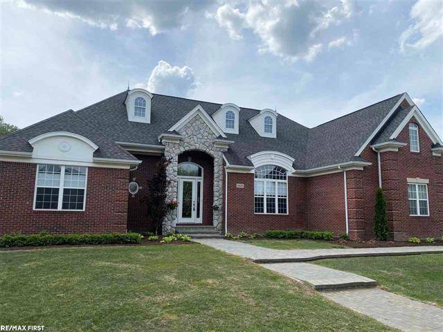 Clinton Twp, MI 48035,36293 VITA BELLA