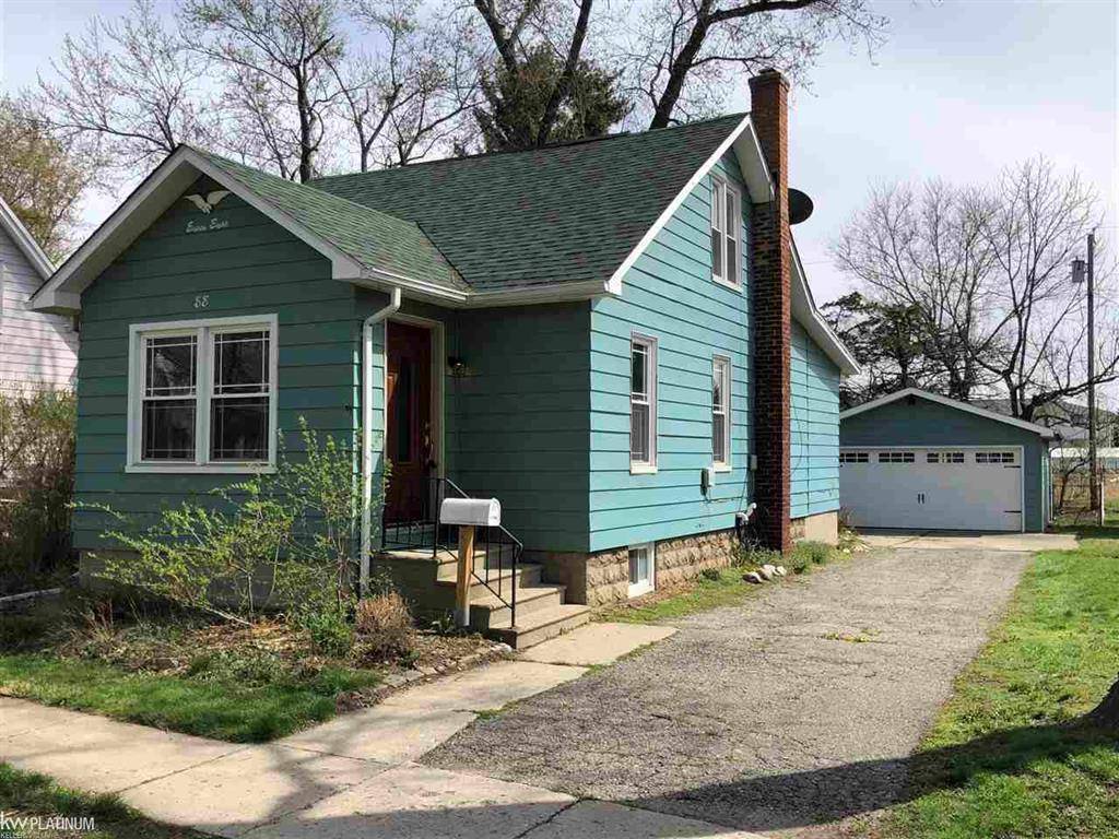 Oxford Vlg, MI 48371,88 Park St