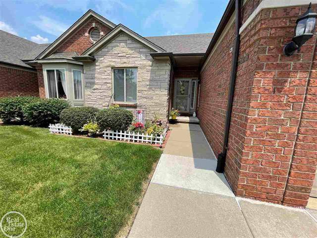 Chesterfield Twp, MI 48051,25071 KERWICK DR