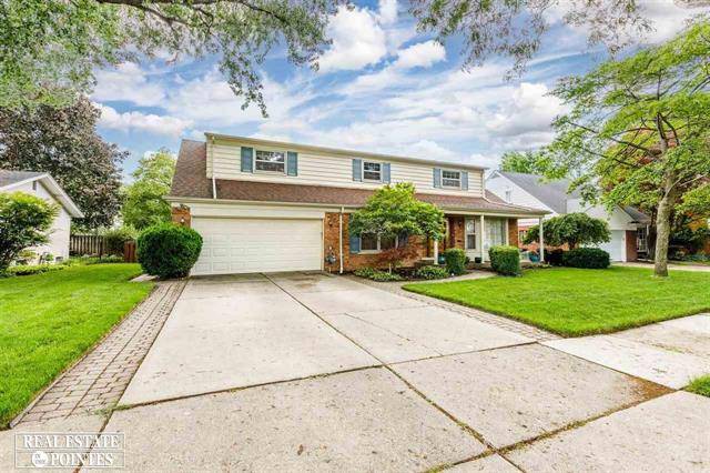 Grosse Pointe Woods, MI 48236,901 MOORLAND