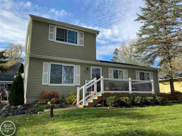 Lake Orion Vlg, MI 48362,820 Harry Paul Dr