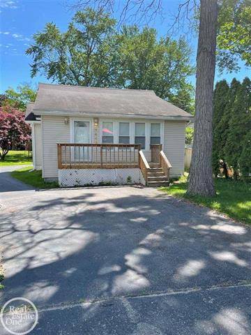 Sylvan Lake, MI 48320,1449 Benvenue