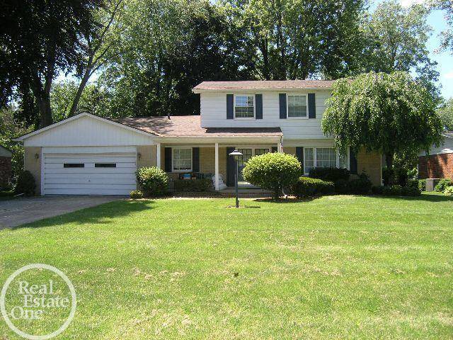 Clinton Township, MI 48036,37587 Palmar St