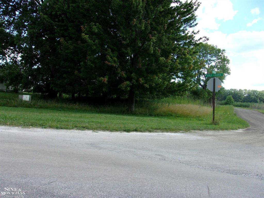 Clay Twp, MI 48028,2039 Golf Course Road