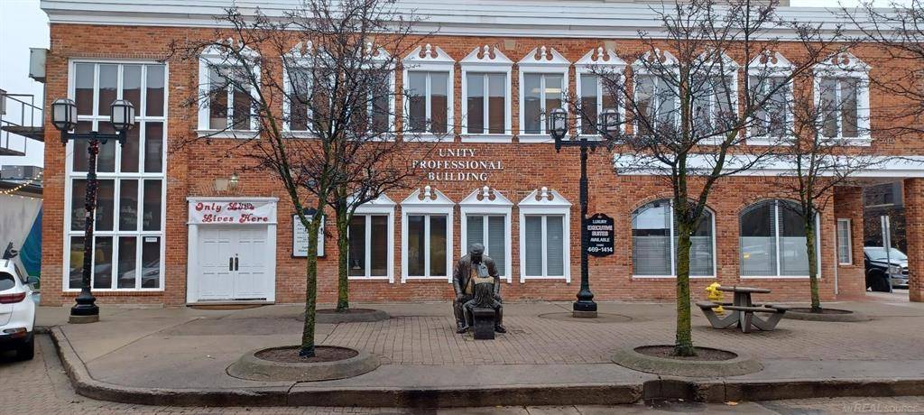 Mt. Clemens, MI 48043,56 Macomb Place