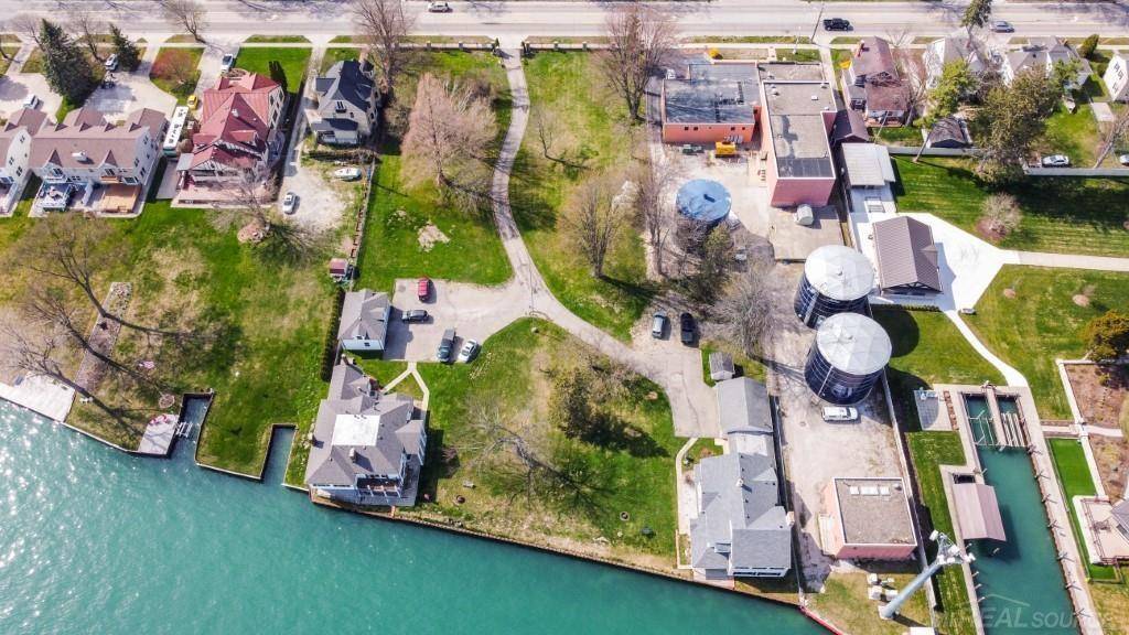 Algonac, MI 48001,1516 ST CLAIR RIVER Drive