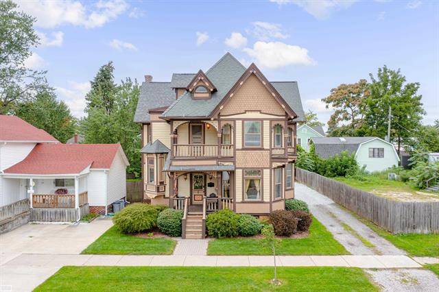 Marine City, MI 48039,124 South Elizabeth
