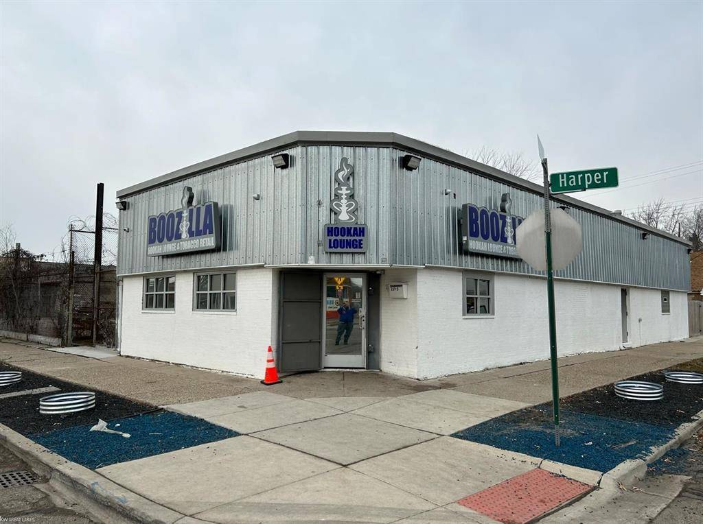 Detroit, MI 48224,15125 Harper Avenue