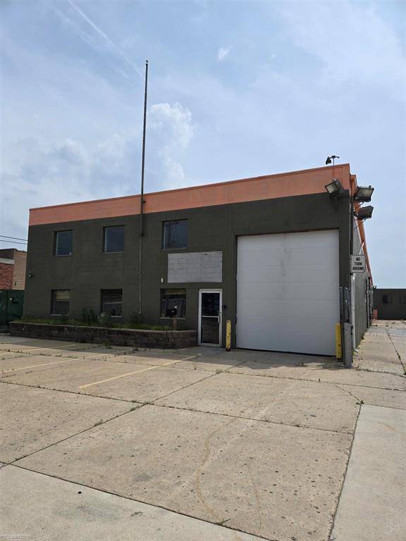 Center Line, MI 48015,23896 Sherwood Avenue