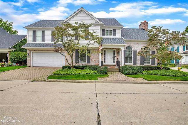 Grosse Pointe Woods, MI 48236,934 Lochmoor