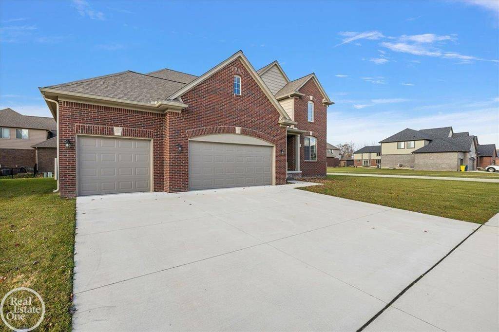 Macomb, MI 48044,50567 Summit View Drive Lot #32