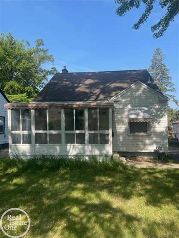 Redford, MI 48240,17405 Brady Street