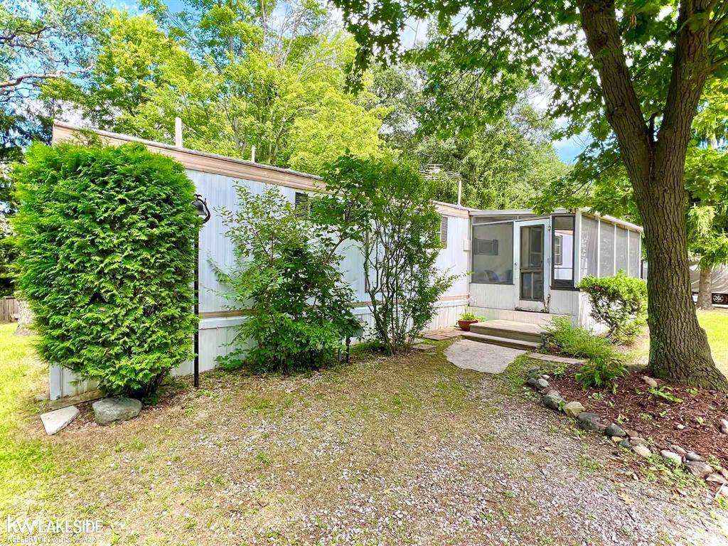 Caseville Twp, MI 48725,5790 Shady Lane Drive