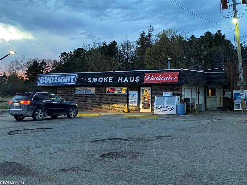 Columbus Twp, MI 48063,7878 Gratiot Avenue 7886 Gratiot