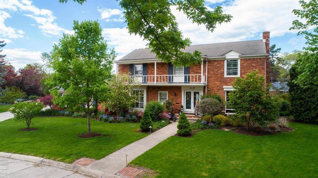 Village Of Grosse Pointe Shores, MI 48236,70 N Duval Road
