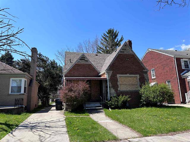 Detroit, MI 48213,5853 Norcross Street