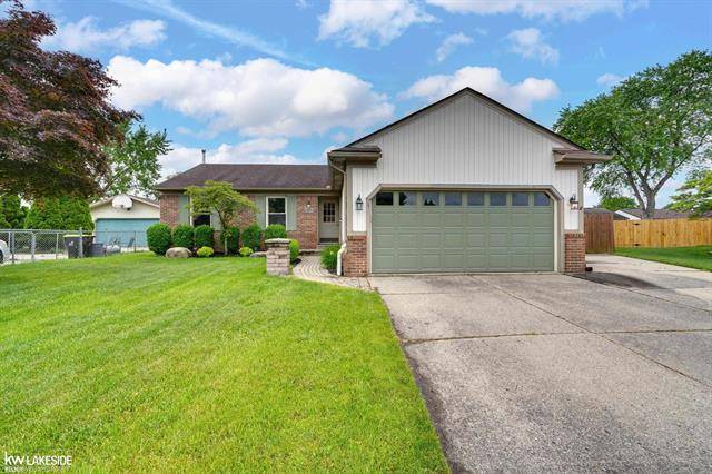 Macomb, MI 48044,16380 SUDBURY Court