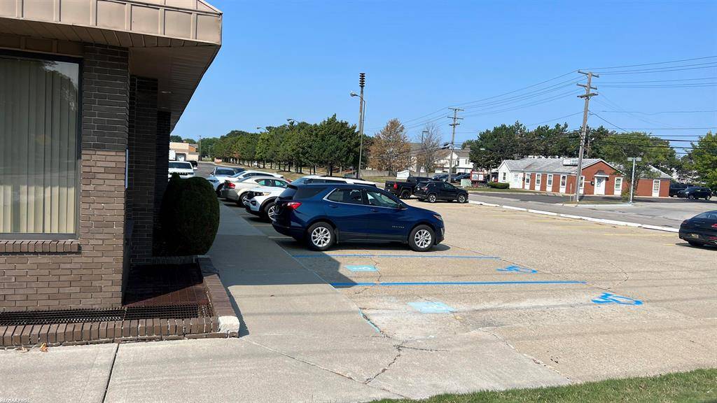 Clinton Twp, MI 48036,37211 Harper Suite 2A Avenue