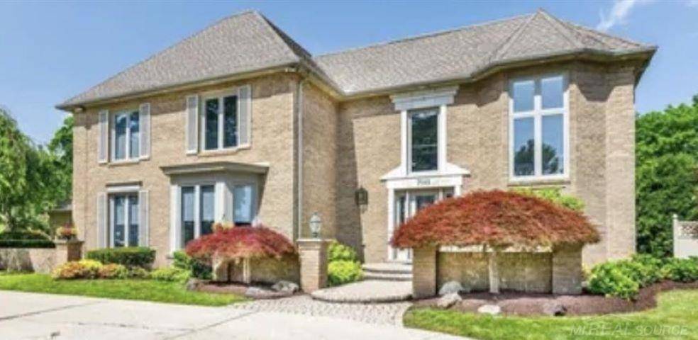 Grosse Pointe Shores, MI 48236,793 Michaux Lane