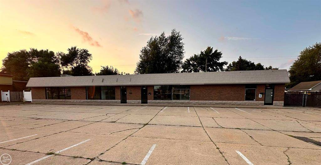 Taylor, MI 48180,26100-26110 Eureka Road