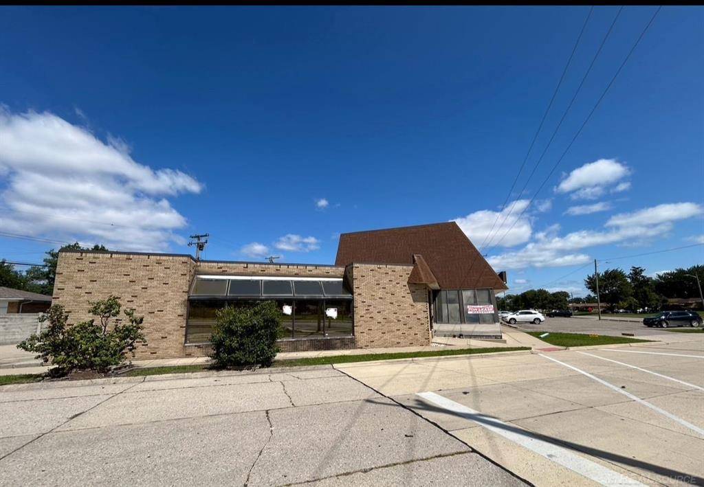 Eastpointe, MI 48021,22001 Kelly Road