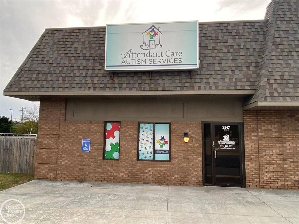 Fort Gratiot Twp, MI 48059,3847 Suite B Pine Grove Avenue