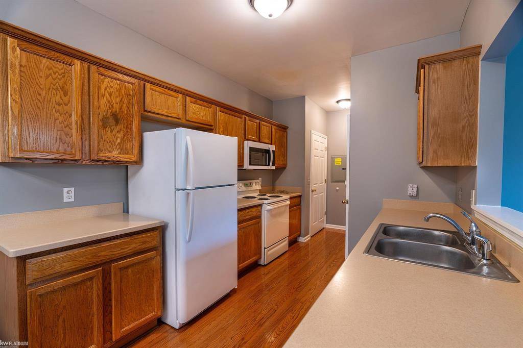 Sterling Heights, MI 48314,3962 CHERRY CREEK Lane 11