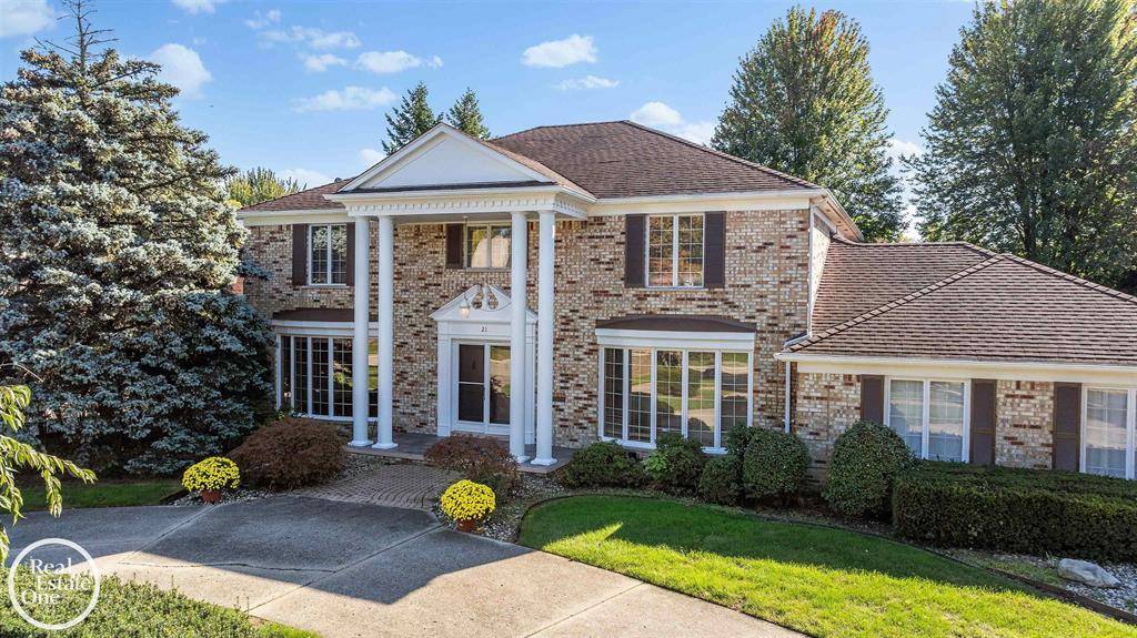 Grosse Pointe Shores, MI 48236,21 Stillmeadow Street