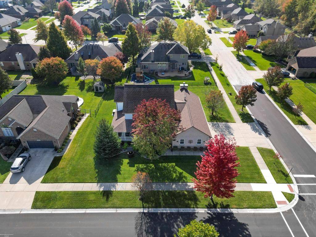 New Baltimore, MI 48047,36672 Orchard Lake Drive
